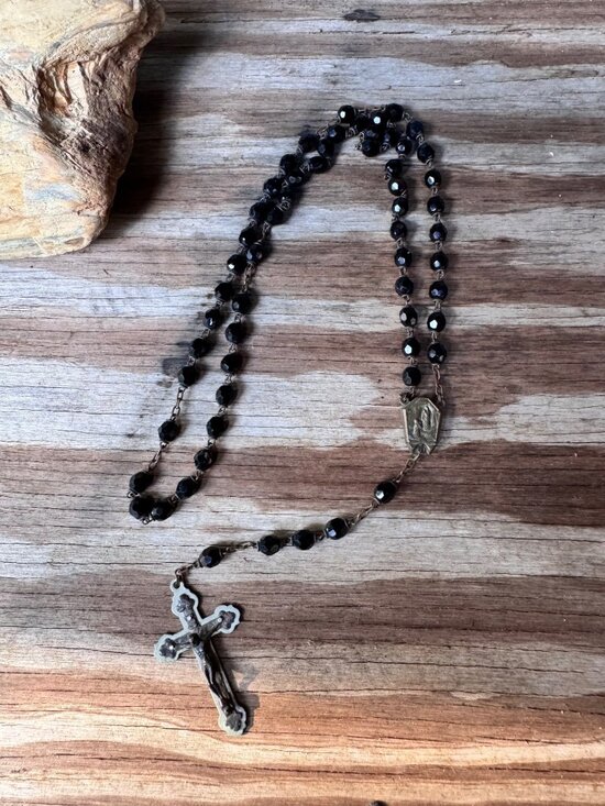 Jewelry - Vintage Lourdes Rosary EAU DE LOURDES Holy Water Relic Black Faceted Glass Beads